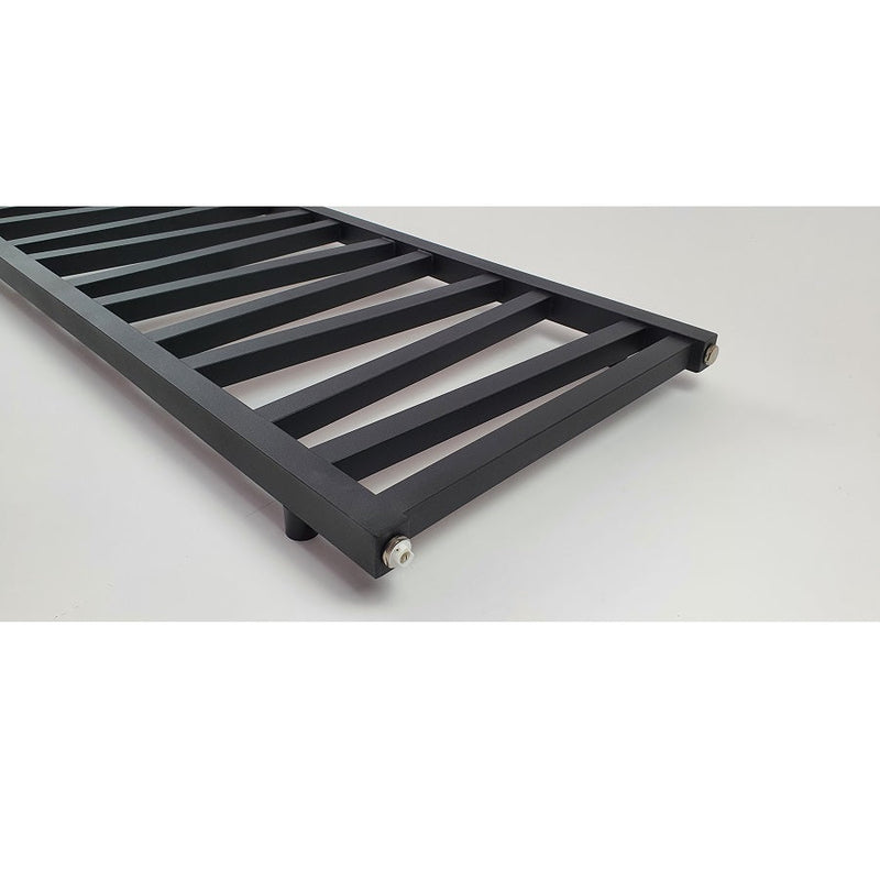Radiateur sèche-serviettes eau chaude design CYRKA 121 x 50 cm noir mat