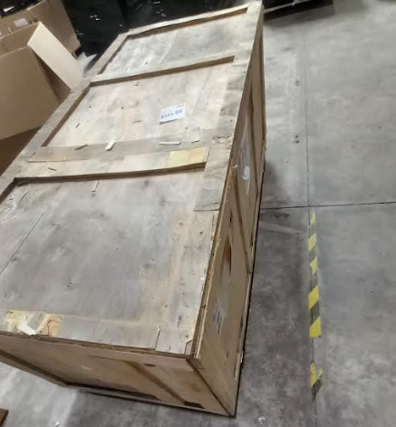 Caisse bois baignoire fonte